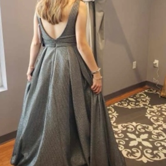 Prom dress: sparkly dark gray - Picture 11 of 11